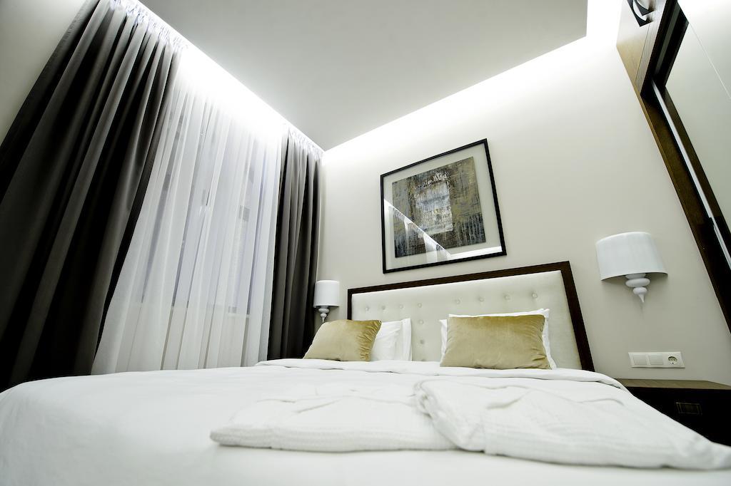 Single Room,943650265:JPEG